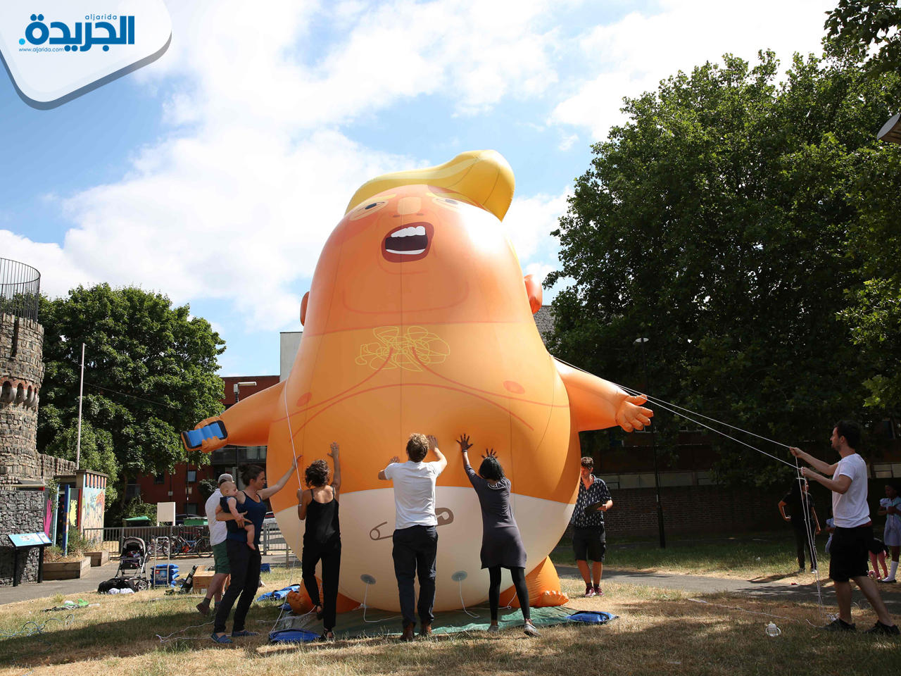 منطاد «الطفل ترامب» الذي سيتم اطلاقه الجمعة فوق مبنى البرلمان البريطاني