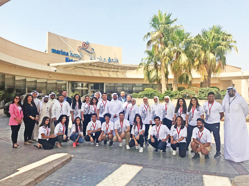مجموعة برنامج البروتيجيز إلى جانب فريق «العقارات المتحدة» مع «عالم المارينا» و«كيبكو»