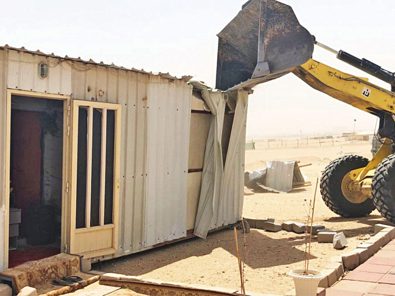 جانب من إزالة المباني العشوائية