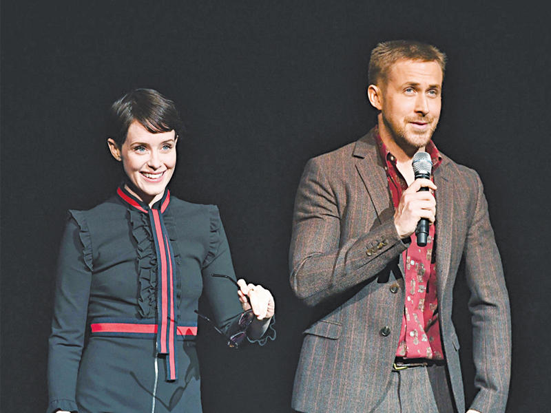 غوسلينغ وفوي نجما «فيرست مان»