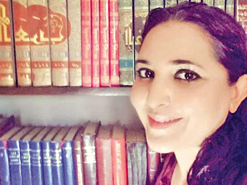 إيمان الرياحيn