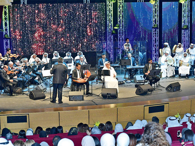 نبيل يشدو في أفتتاح «صيفي ثقافي»