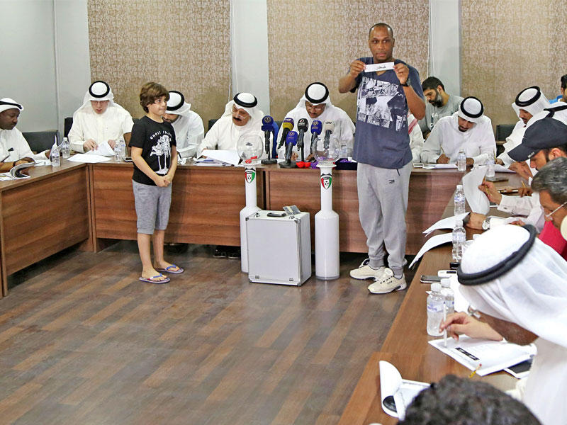 جانب من القرعة