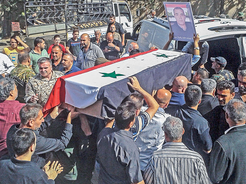 جنازة شعبية ضخمة لضحايا هجوم السويداء (إي بي إيه)n