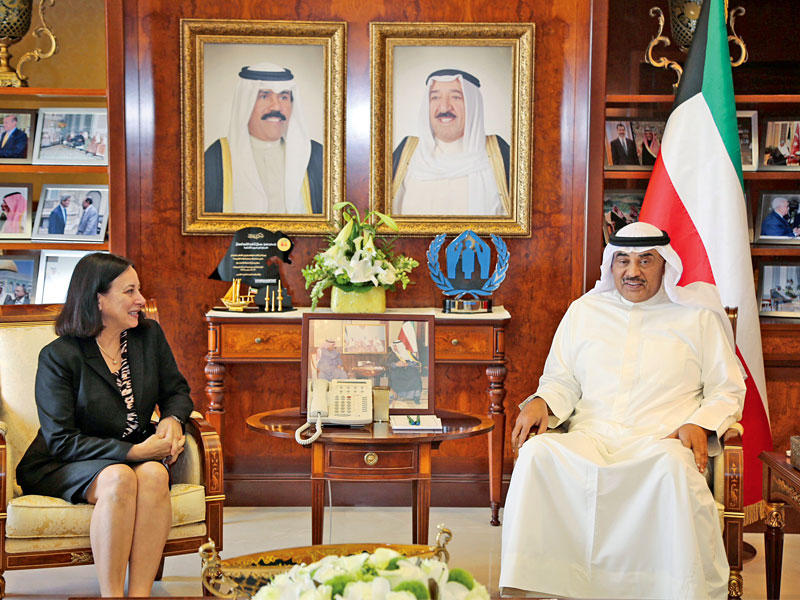 الخالد مستقبلاً سفيرة كنداn