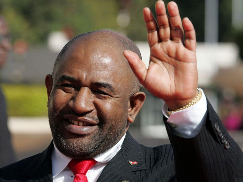 غزالي عثمان.