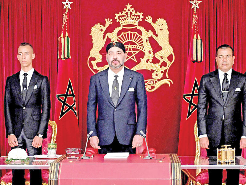 العاهل المغربي قبيل الخطاب الملكي أمس الأول (أ ف ب)