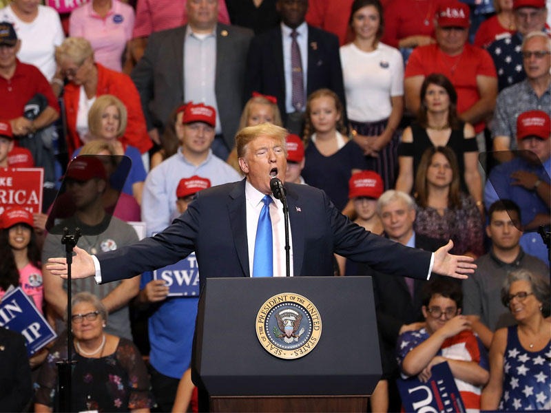  ترامب متحدّثاً في بنسلفانيا أمس الأول      (ا ف ب)