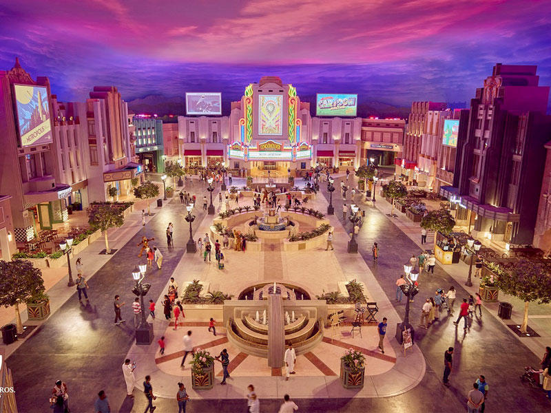 عالم ورنر براذرز