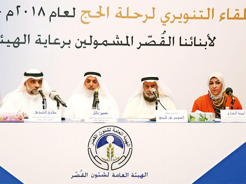 المتحدثون في اللقاء التنويري