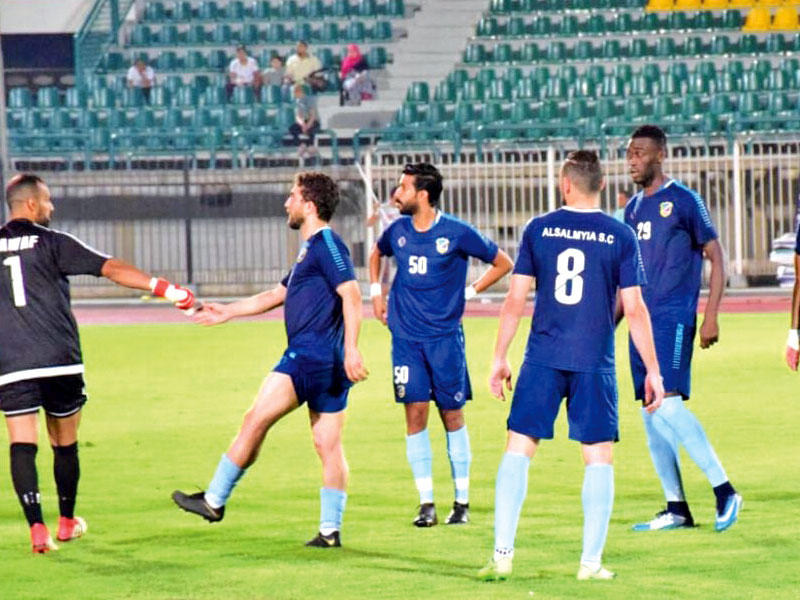 أبو بكر أثناء التدريب مع السماويn