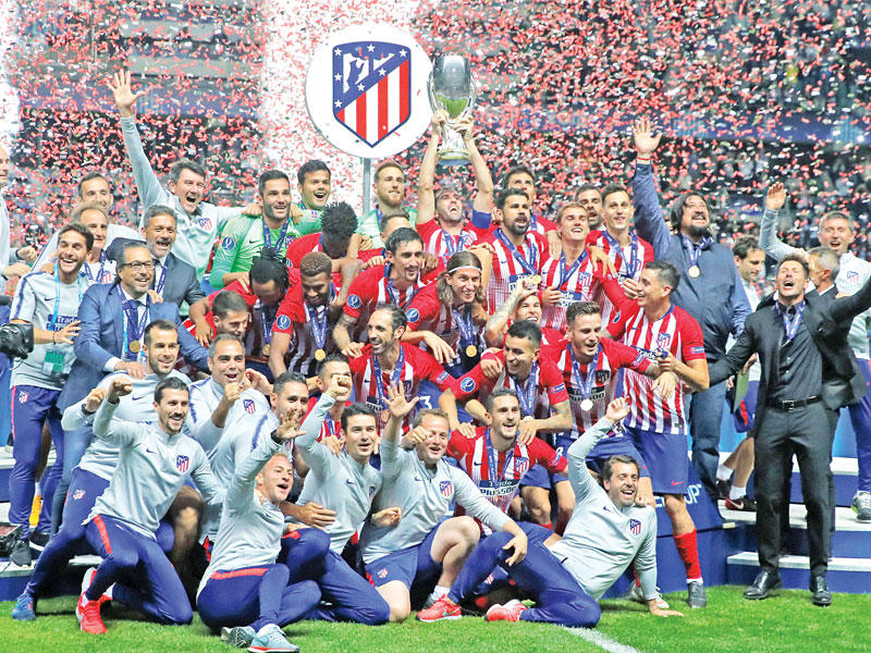 جانب من مراسم تتويج أتلتيكو مدريد