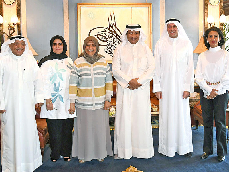  المبارك مستقبلاً أعضاء جودة التعليم وبعض ممثلي المجتمع المدني