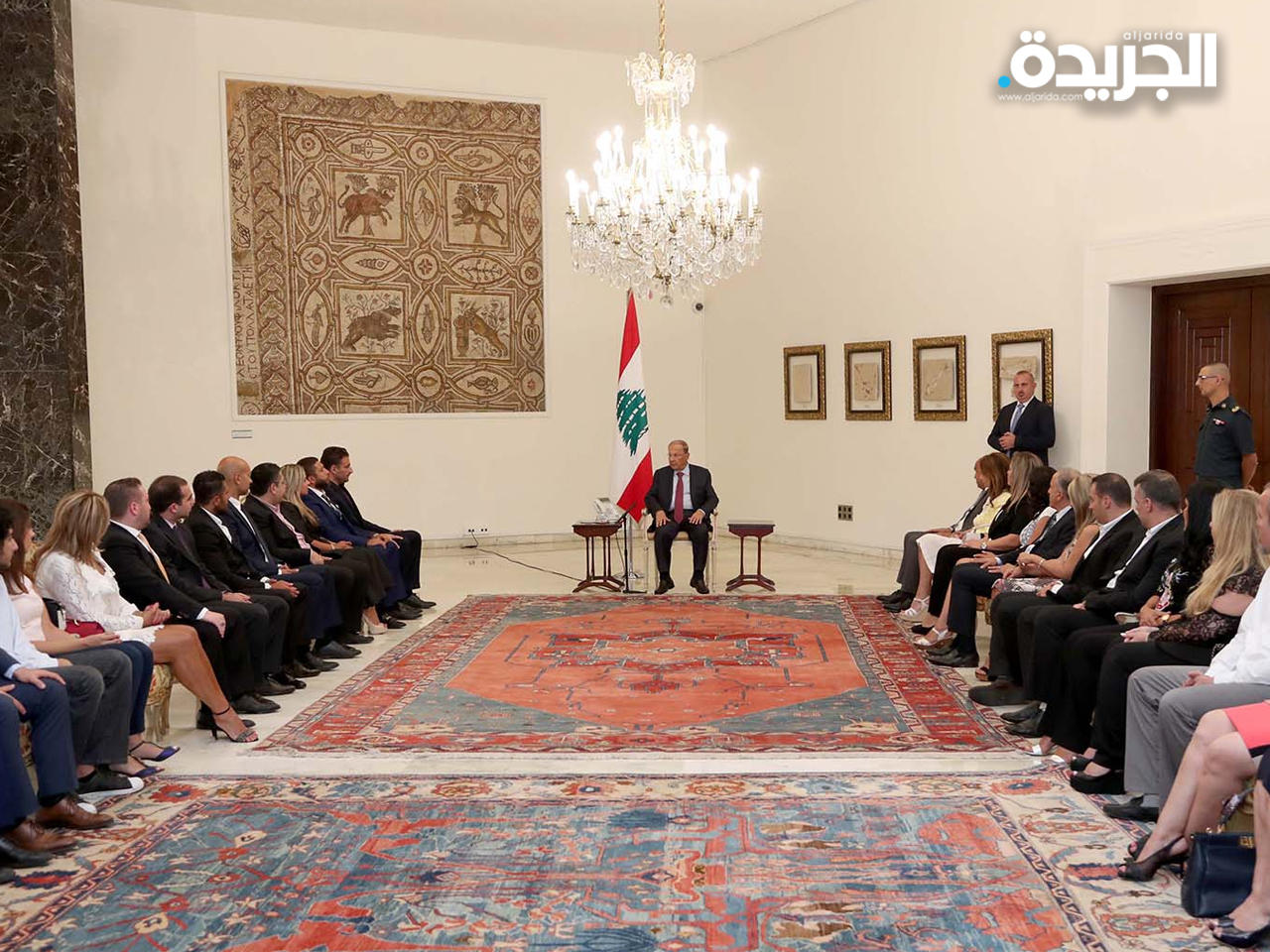 الرئيس اللبناني ميشال عون خلال استقباله وفودا من اللبنانيين المقيمين في دول الخليج العربية
