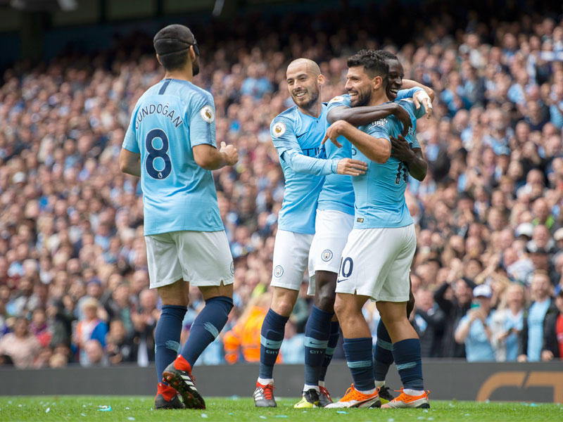 لاعبو مانشستر سيتي خلال المباراة الماضيه