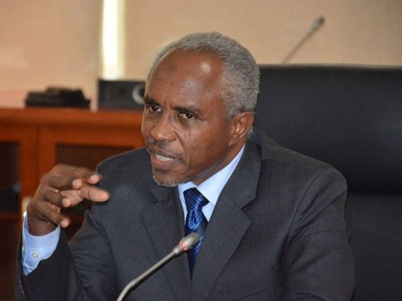 وزير النفط السوداني أزهري عبدالقادر