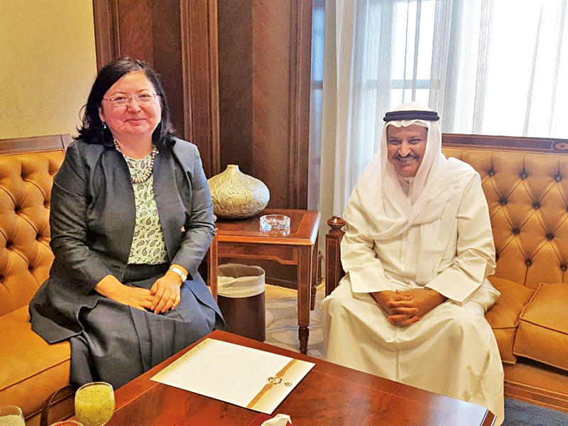 ضيف الله شرار مستقبلاً سفيرة جمهورية قيرغيزيا