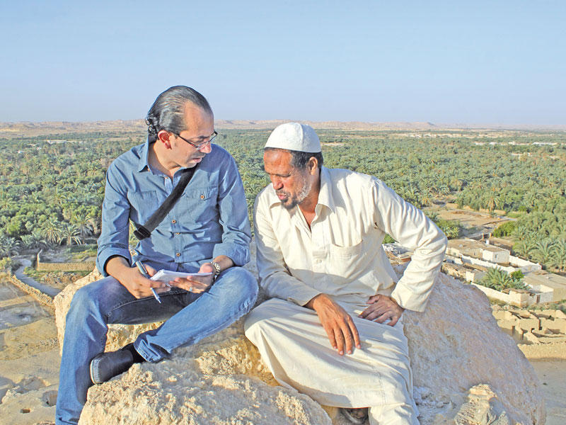 حارس جبل الموتى متحدثاً إلى محرر «الجريدة»n