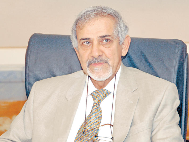 رئيس مجلس إدارة جمعية الهلال الأحمر، د. هلال الساير