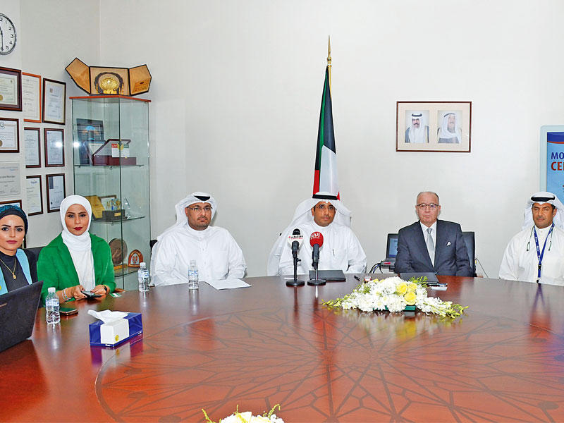 جانب من توقيع الاتفاقية