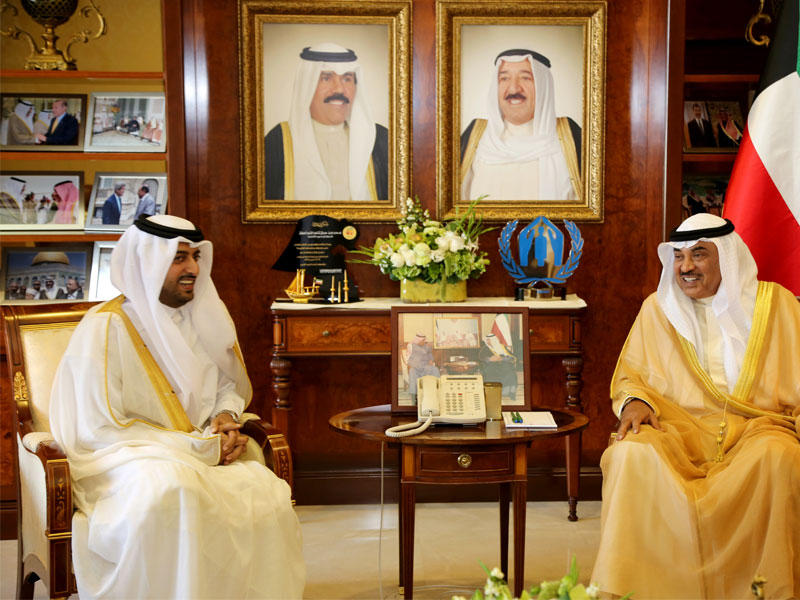 نائب رئيس مجلس الوزراء وزير الخارجية الشيخ صباح خالد الحمد الصباح يتسلم أوراق اعتماد السفير الجديد لدولة قطر الشقيقة لدى دولة الكويت السفير بندر بن محمد العطية