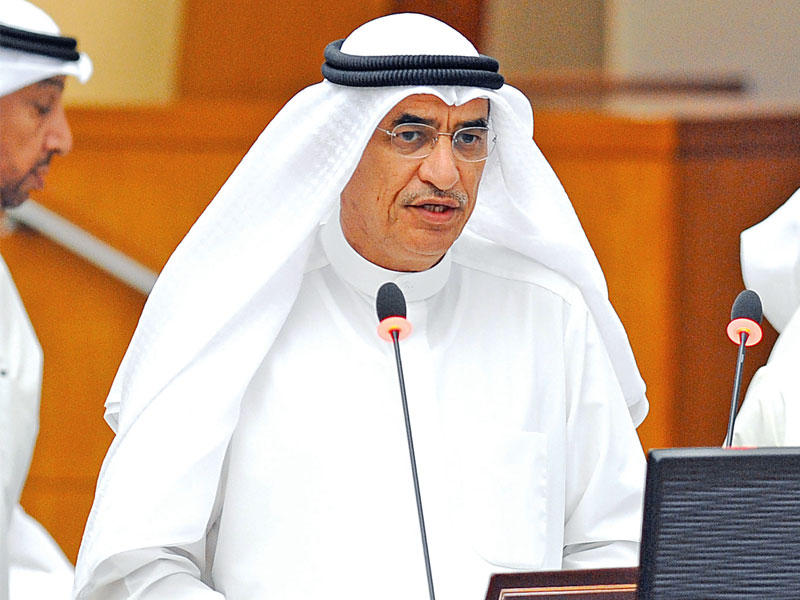  وزير النفط وزير الكهرباء والماء، بخيت الرشيدي