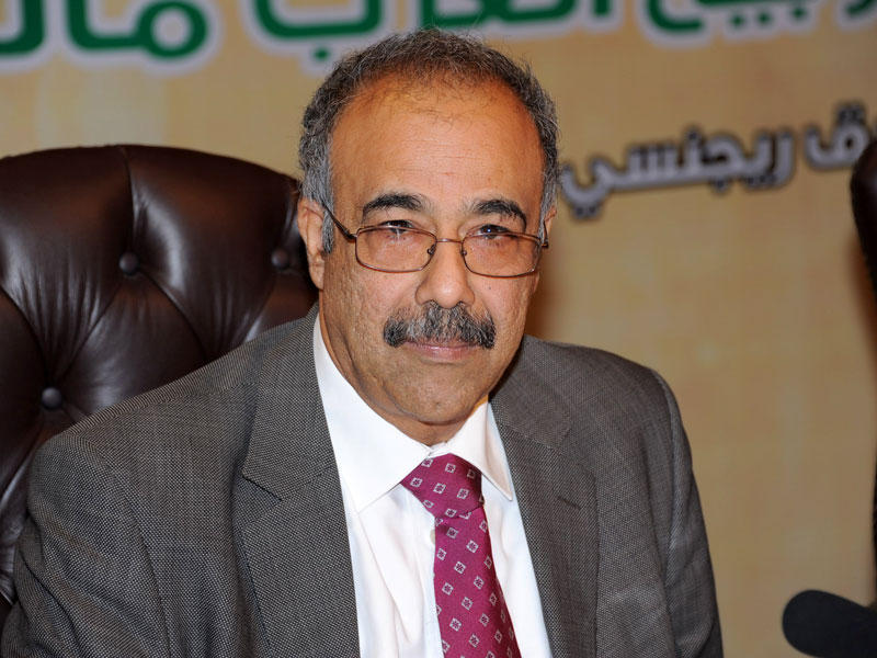 أستاذ القانون في كلية الحقوق بجامعة الكويت د. محمد الفيلي