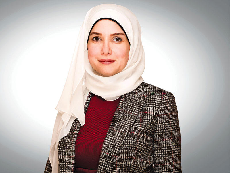  وزيرة الدولة لشؤون الإسكان وزيرة الدولة لشؤون الخدمات جنان بوشهري