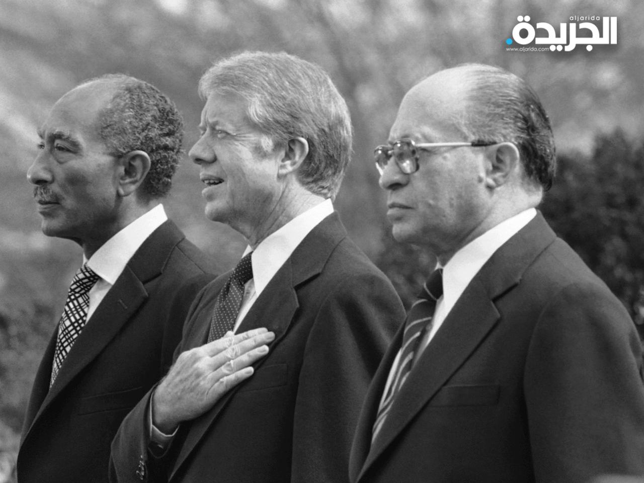 مناحيم بيغن وجيمي كارتر وأنور السادات