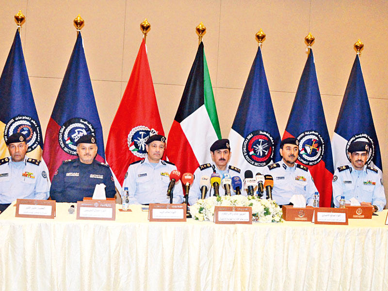 المكراد متحدثا خلال المؤتمر الصحافي