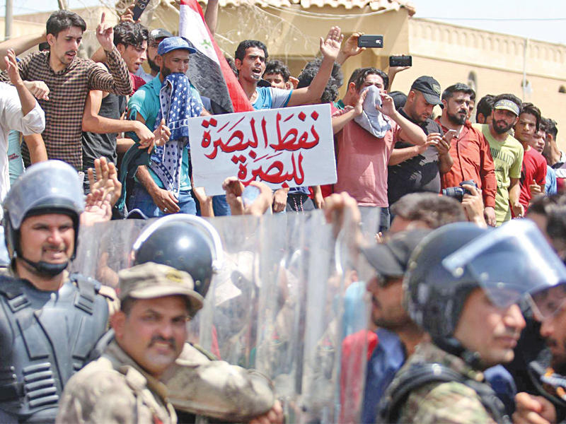 جانب من الاحتجاجات الأخيرة في البصرة