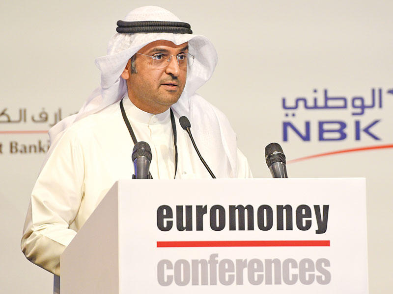 الحجرف متحدثاً