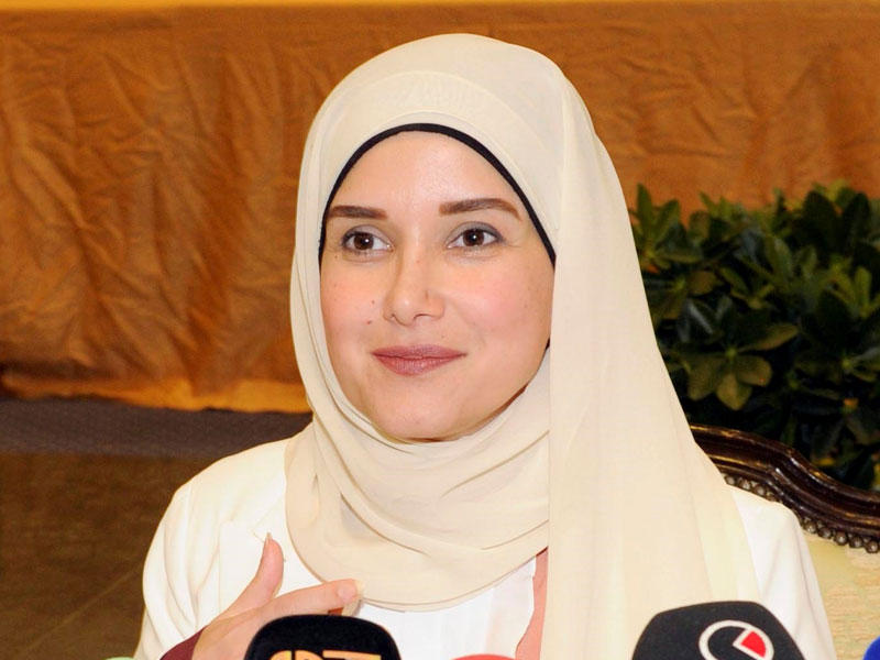 وزيرة الدولة لشؤون الإسكان وزيرة الخدمات د. جنان بوشهري