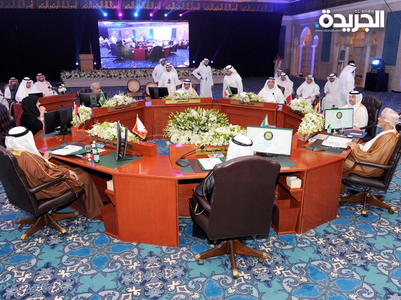  جانب من الجلسة الافتتاحية 