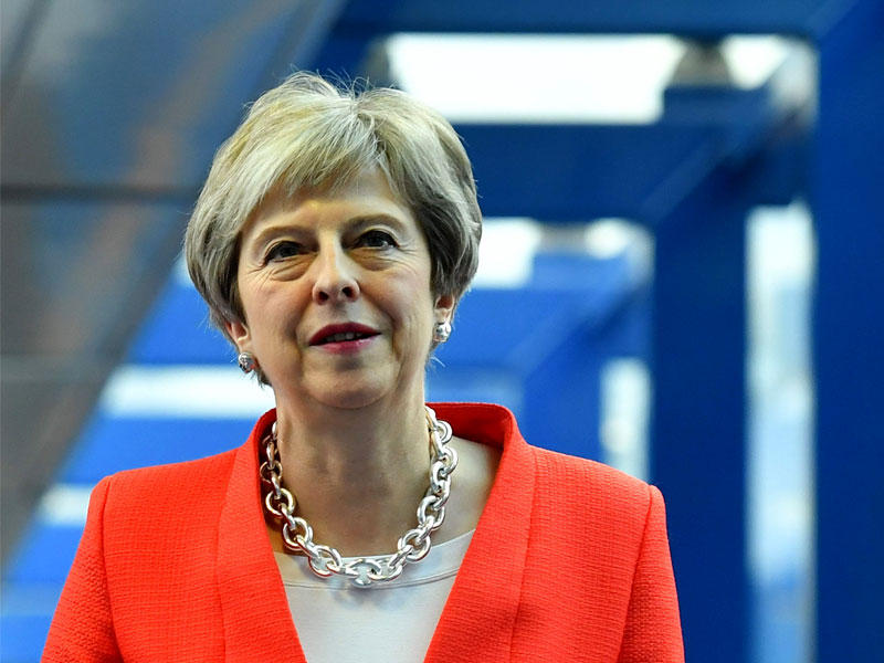 رئيسة الوزراء البريطانية تيريزا ماي