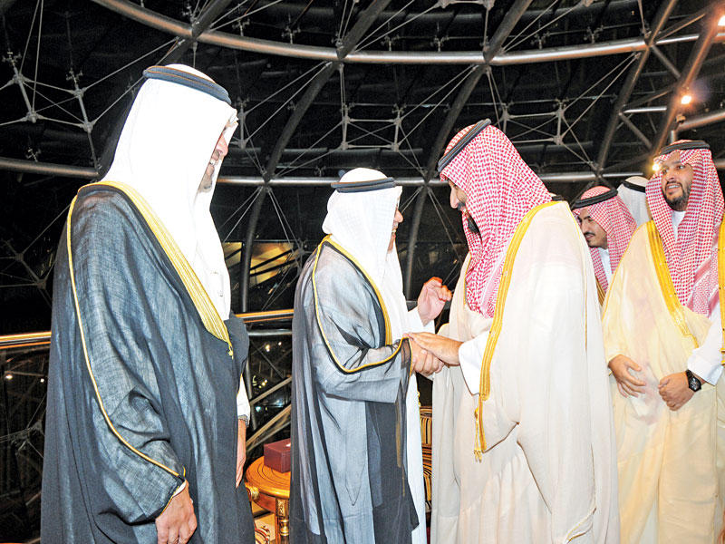 علي الجراح وأنس الصالح خلال الاستقبال