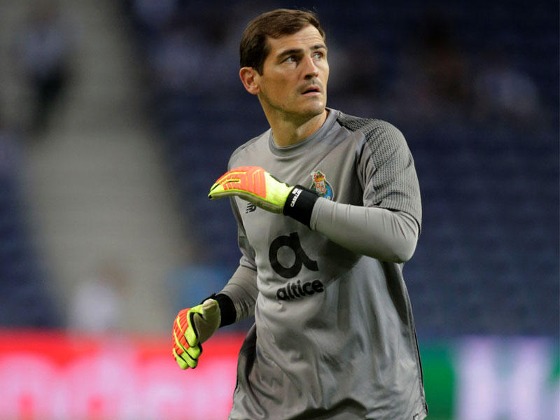 حارس مرمى بورتو ، إيكر كاسياس