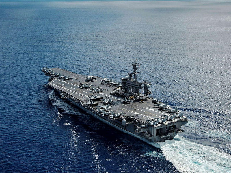 مناورات بحرية يابانية في بحر الصين الجنوبي