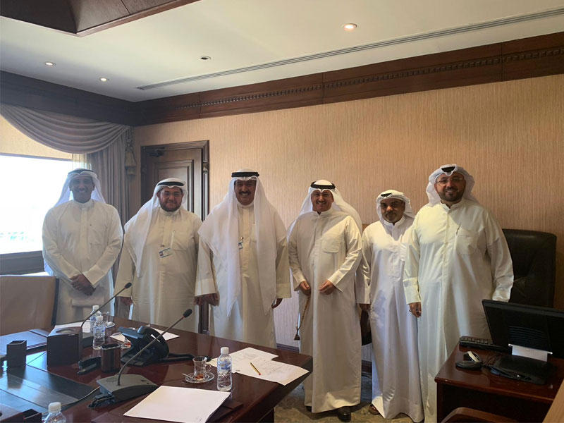 المضف متوسطاً وفد رابطة أعضاء «التدريب» في «التطبيقي»