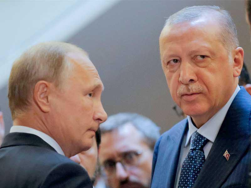 صورة أرشيفية للرئيس التركي رجب طيب أردوغان مع الرئيس الروسي فلاديمير بوتين