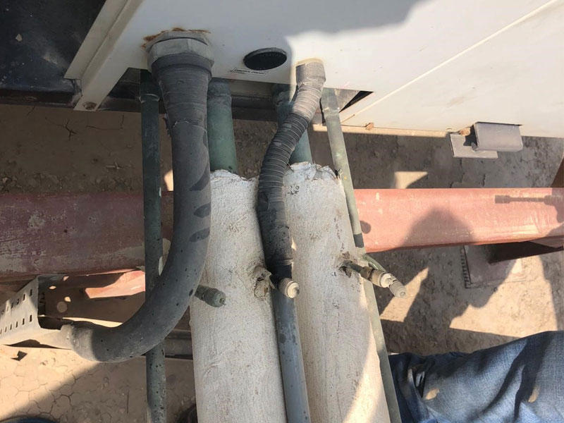 تسرب الغاز من وحدة تكييف في فصل دراسي