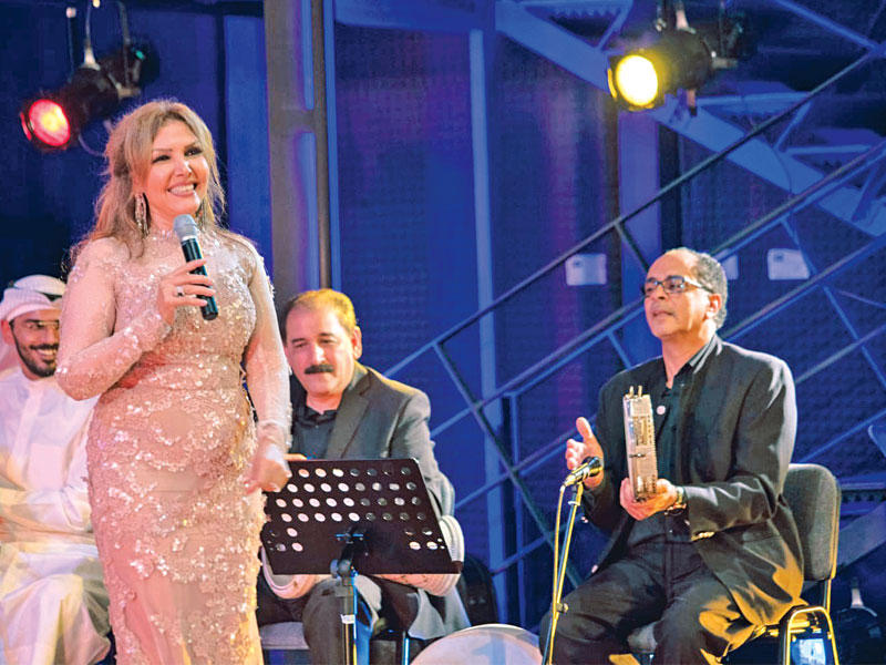 نادية مصطفى خلال الحفل 