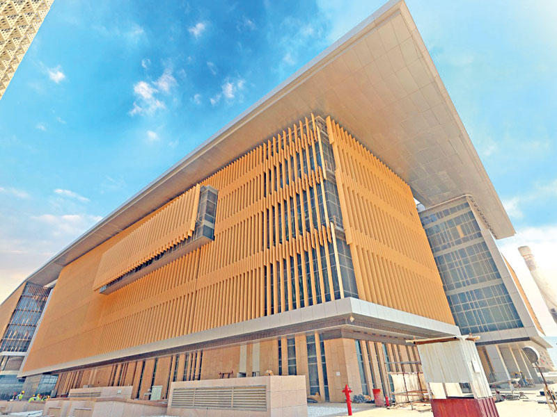 جانب من أعمال مبنى العلوم الإدارية بالشدادية