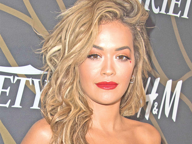 المغنية البريطانية ريتا أورا 