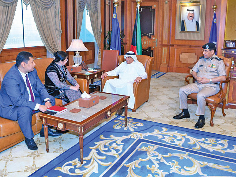 الجراح مستقبلاً سفيرة قرغيزيا