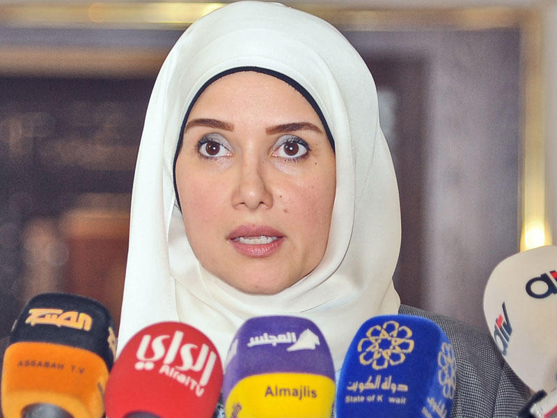 وزيرة الدولة لشؤون الاسكان وزيرة الدولة لشؤون الخدمات د. جنان بوشهري