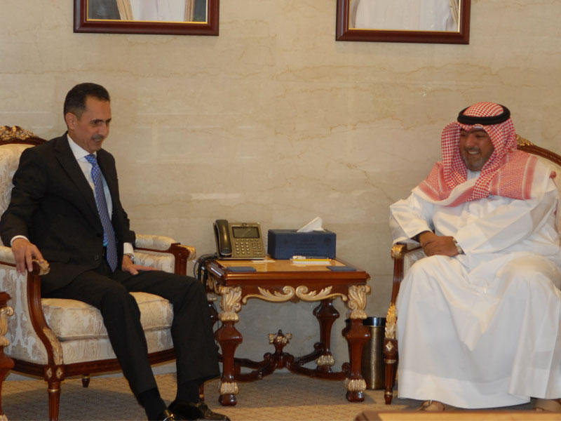 رئيس جهاز الأمن الوطني الكويتي الشيخ ثامر العلي يلتقي بسفير المملكة الأردنية الهاشمية صقر أبو شتال