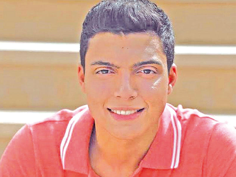  الفنان المصري خالد منيب