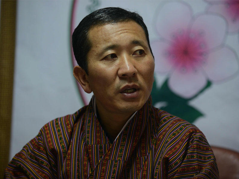 الجراح الشهير لوتاي تشيرينغ