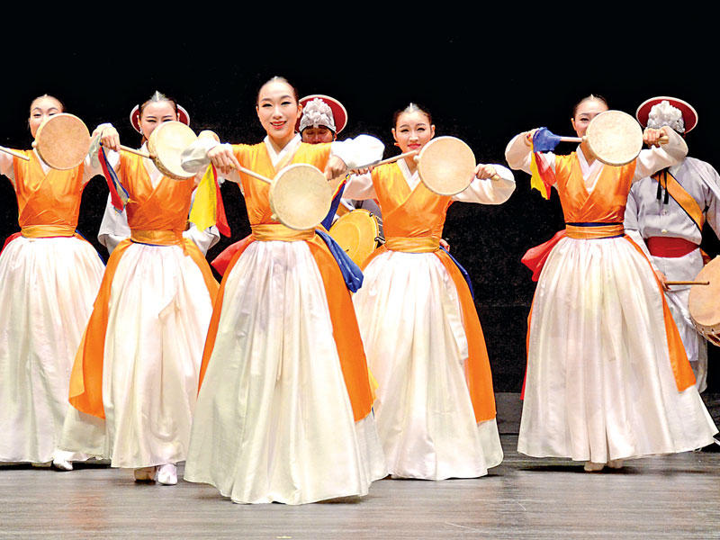 جانب من الحفل الكوري 